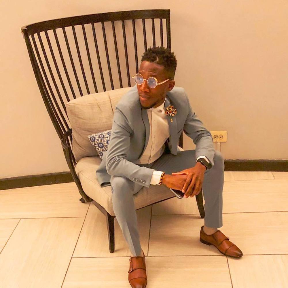 Meet your Posher, Bishop